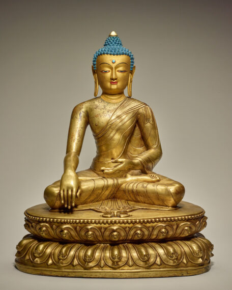 gold statue of the Buddha Shakyamuni