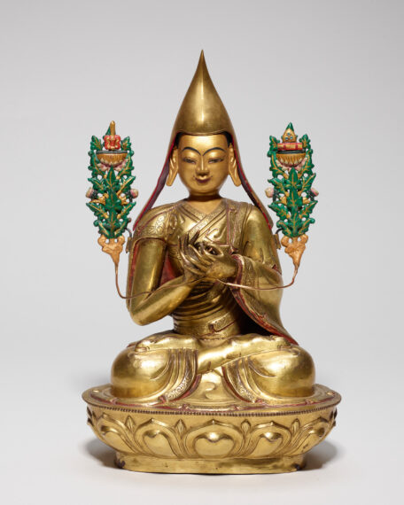 gold sculpture of Lama Tsongkhapa